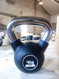 Гиря металлическая, обрезиненная с хромированной ручкой GLT